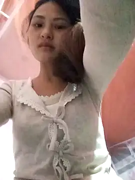 trieungoclnt online show from November 16, 2025, 4:56 pm