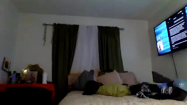 JooveyRose online show from September 24, 2025, 1:20 am