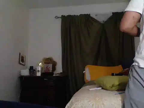 JooveyRose online show from October 19, 2025, 11:22 am