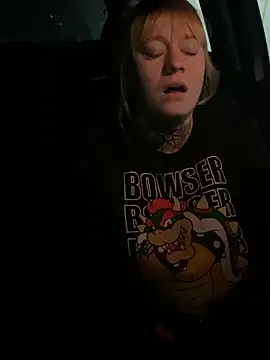 poussichienne online show from April 21, 2026, 2:51 am