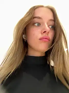 enjoy my beauty online show from February 22, 2025, 4:18 am