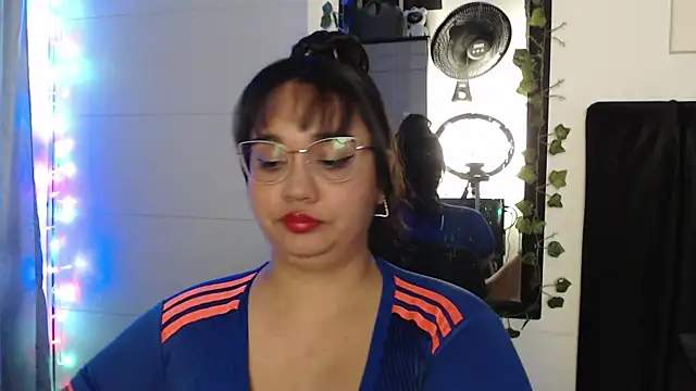 Snapshot of Alezapark chatting on June 20, 2026, 1:14 pm Alezapark online show from June 20, 2026, 1:14 pm