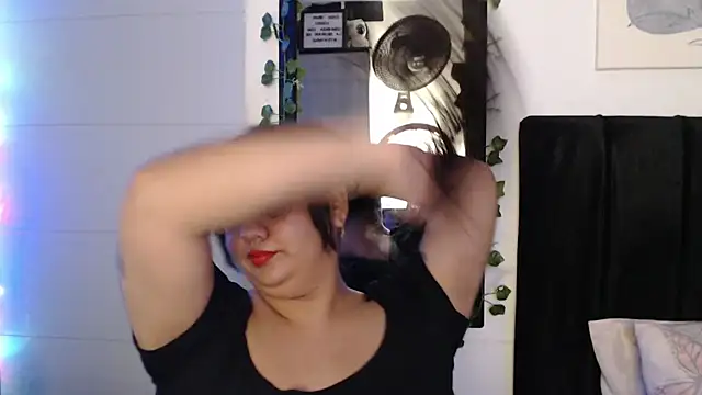 Snapshot of Alezapark chatting on July 9, 2026, 2:32 pm Alezapark online show from July 9, 2026, 2:32 pm