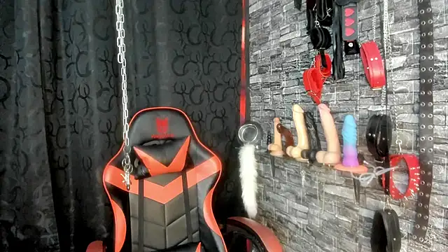 annavi  online show from February 6, 2025, 7:07 pm