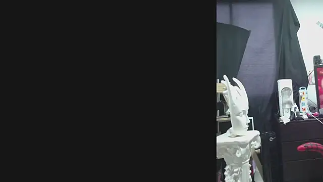 angelacianuro  online show from October 16, 2025, 10:33 pm