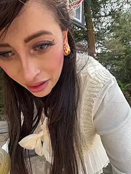 Snapshot of angelacianuro_ chatting on March 21, 2026, 5:27 pm angelacianuro online show from March 21, 2026, 5:27 pm
