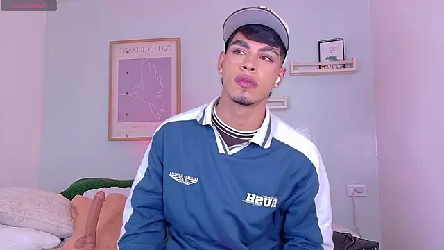 Ken-boy  online show from November 6, 2025, 1:23 pm