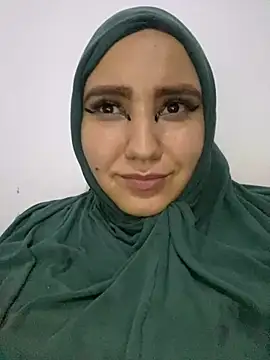 Snapshot of hannahayat chatting on December 21, 2024, 12:09 am hannahayat online show from December 21, 2024, 12:09 am