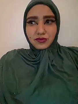 Snapshot of hannahayat chatting on December 21, 2024, 3:20 pm hannahayat online show from December 21, 2024, 3:20 pm