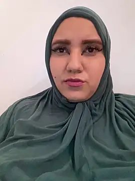 Snapshot of hannahayat chatting on December 22, 2024, 3:11 pm hannahayat online show from December 22, 2024, 3:11 pm