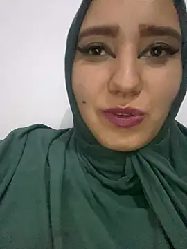 Snapshot of hannahayat chatting on December 27, 2024, 12:29 am hannahayat online show from December 27, 2024, 12:29 am