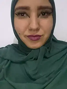 Snapshot of hannahayat chatting on December 28, 2024, 10:34 pm hannahayat online show from December 28, 2024, 10:34 pm