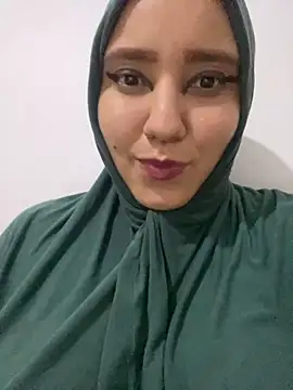 Snapshot of hannahayat chatting on January 1, 2025, 12:21 am hannahayat online show from January 1, 2025, 12:21 am