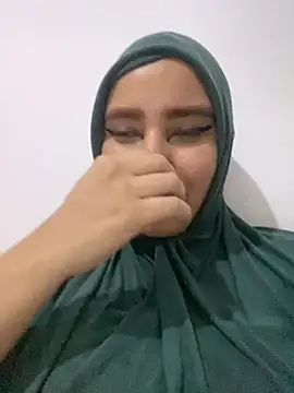 Snapshot of hannahayat chatting on January 2, 2025, 12:02 am hannahayat online show from January 2, 2025, 12:02 am