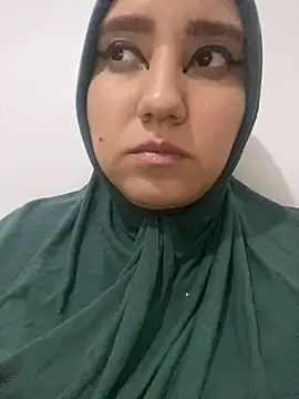 Snapshot of hannahayat chatting on January 3, 2025, 12:11 am hannahayat online show from January 3, 2025, 12:11 am