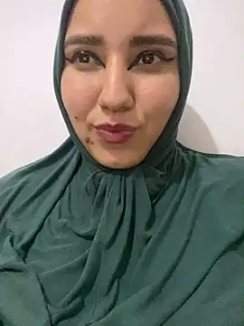 Snapshot of hannahayat chatting on January 16, 2025, 4:07 am hannahayat online show from January 16, 2025, 4:07 am