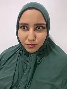 Snapshot of hannahayat chatting on January 18, 2025, 11:00 pm hannahayat online show from January 18, 2025, 11:00 pm