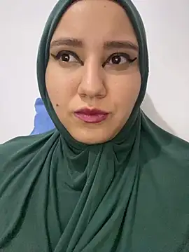 Snapshot of hannahayat chatting on January 26, 2025, 12:43 pm hannahayat online show from January 26, 2025, 12:43 pm