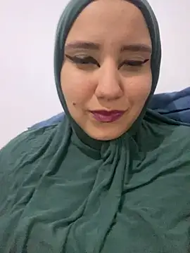 Snapshot of hannahayat chatting on February 8, 2025, 1:22 am hannahayat online show from February 8, 2025, 1:22 am