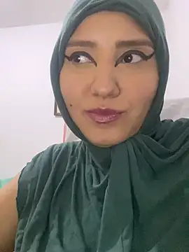 Snapshot of hannahayat chatting on September 22, 2025, 12:12 am hannahayat online show from September 22, 2025, 12:12 am