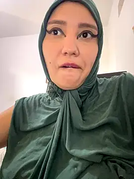 Snapshot of hannahayat chatting on September 30, 2025, 2:22 pm hannahayat online show from September 30, 2025, 2:22 pm