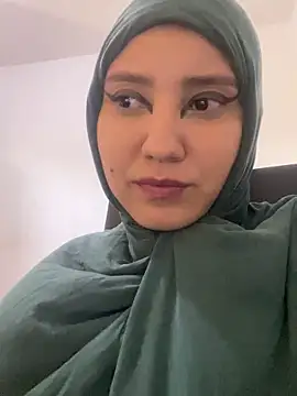 Snapshot of hannahayat chatting on October 7, 2025, 2:47 pm hannahayat online show from October 7, 2025, 2:47 pm