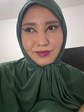 Snapshot of hannahayat chatting on October 24, 2025, 2:41 am hannahayat online show from October 24, 2025, 2:41 am