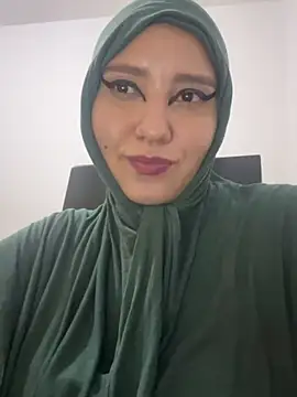 Snapshot of hannahayat chatting on November 23, 2025, 2:33 am hannahayat online show from November 23, 2025, 2:33 am