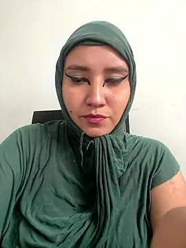 Snapshot of hannahayat chatting on January 7, 2026, 9:17 pm hannahayat online show from January 7, 2026, 9:17 pm