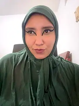 Snapshot of hannahayat chatting on January 10, 2026, 8:43 pm hannahayat online show from January 10, 2026, 8:43 pm