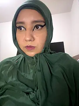 Snapshot of hannahayat chatting on January 13, 2026, 8:47 pm hannahayat online show from January 13, 2026, 8:47 pm