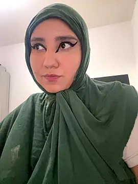 Snapshot of hannahayat chatting on January 17, 2026, 8:34 pm hannahayat online show from January 17, 2026, 8:34 pm