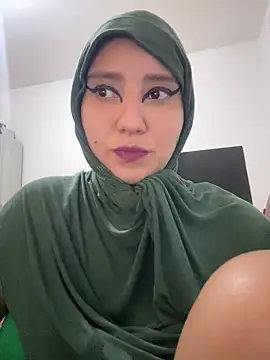 Snapshot of hannahayat chatting on February 1, 2026, 2:59 pm hannahayat online show from February 1, 2026, 2:59 pm