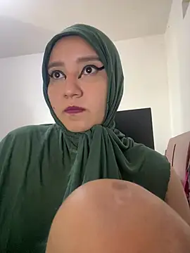 Snapshot of hannahayat chatting on February 4, 2026, 3:07 pm hannahayat online show from February 4, 2026, 3:07 pm