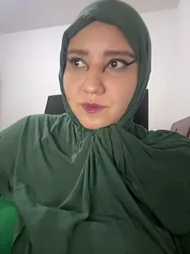 Snapshot of hannahayat chatting on March 3, 2026, 12:50 am hannahayat online show from March 3, 2026, 12:50 am