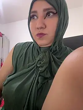 Snapshot of hannahayat chatting on March 6, 2026, 2:02 pm hannahayat online show from March 6, 2026, 2:02 pm