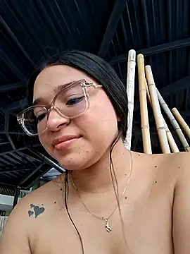 Snapshot of -VICKKY chatting on July 9, 2026, 9:19 pm -VICKKY online show from July 9, 2026, 9:19 pm