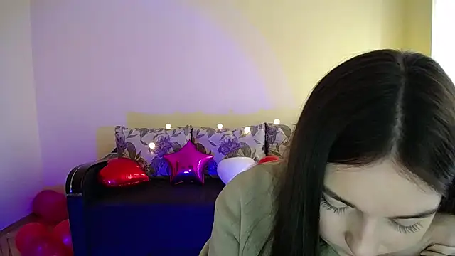 Pretty shy online show from February 20, 2025, 9:11 am