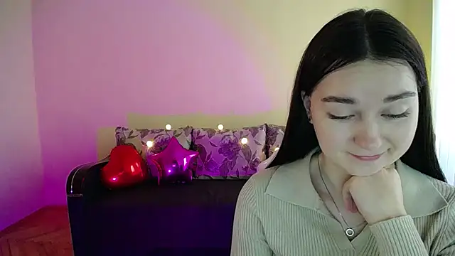 Pretty shy online show from February 25, 2025, 12:24 pm