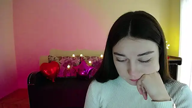 Pretty shy online show from March 17, 2025, 12:04 pm