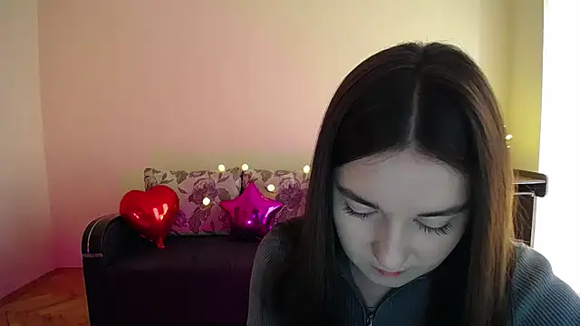 Pretty shy online show from March 19, 2025, 8:55 am