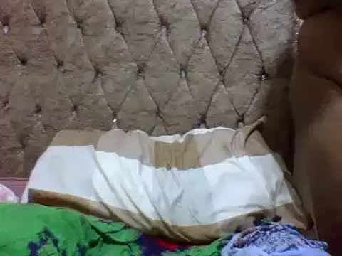 zoey10 online show from March 1, 2025, 8:23 am