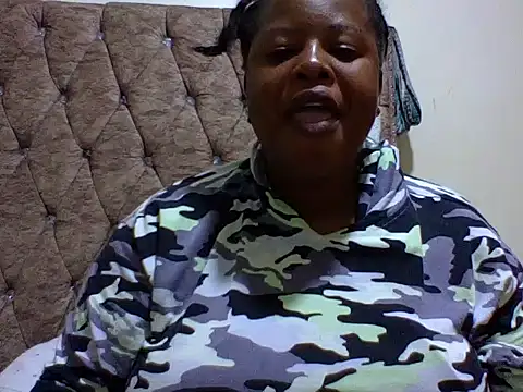 zoey10 online show from September 14, 2025, 7:02 pm