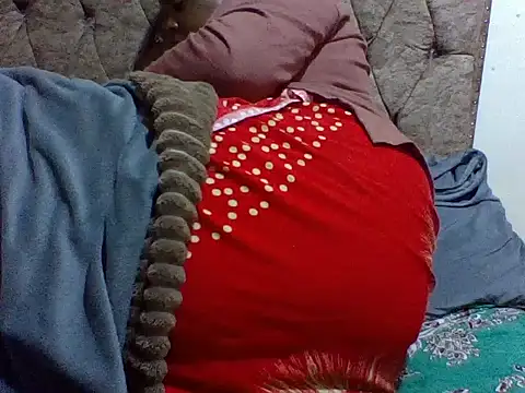 zoey10 online show from April 22, 2026, 7:59 pm