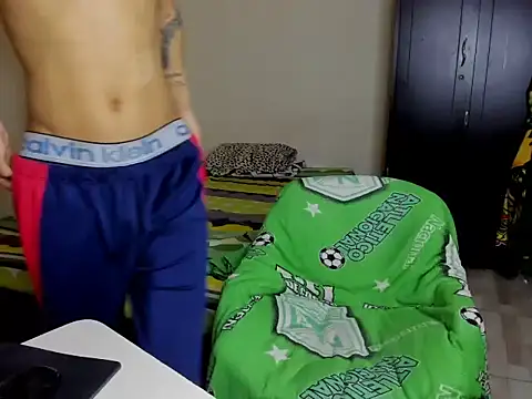 Snapshot of cardrey05 chatting on February 28, 2026, 9:05 pm cardrey05 online show from February 28, 2026, 9:05 pm