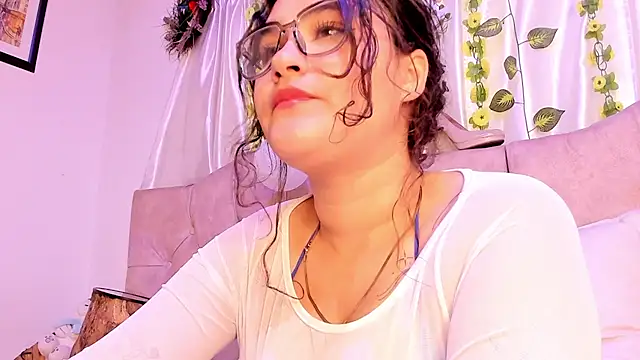 Chanelle  online show from November 14, 2025, 2:38 pm