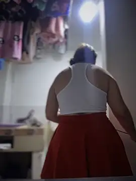 Emiily lee online show from April 1, 2026, 10:27 am