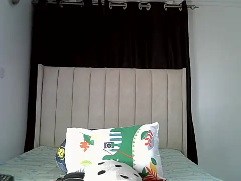 pretty hearty online show from November 23, 2025, 8:41 pm