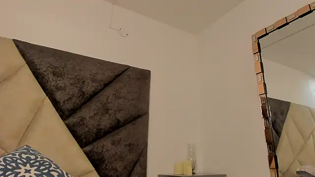 BonnieCute  online show from September 14, 2025, 12:10 am