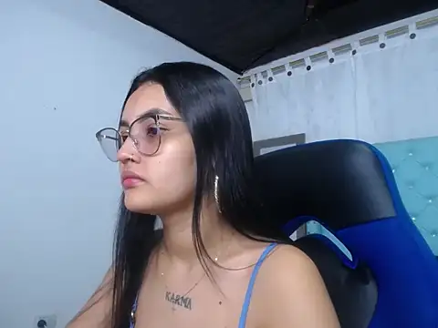 antonella sweetlittle online show from October 18, 2025, 12:28 pm